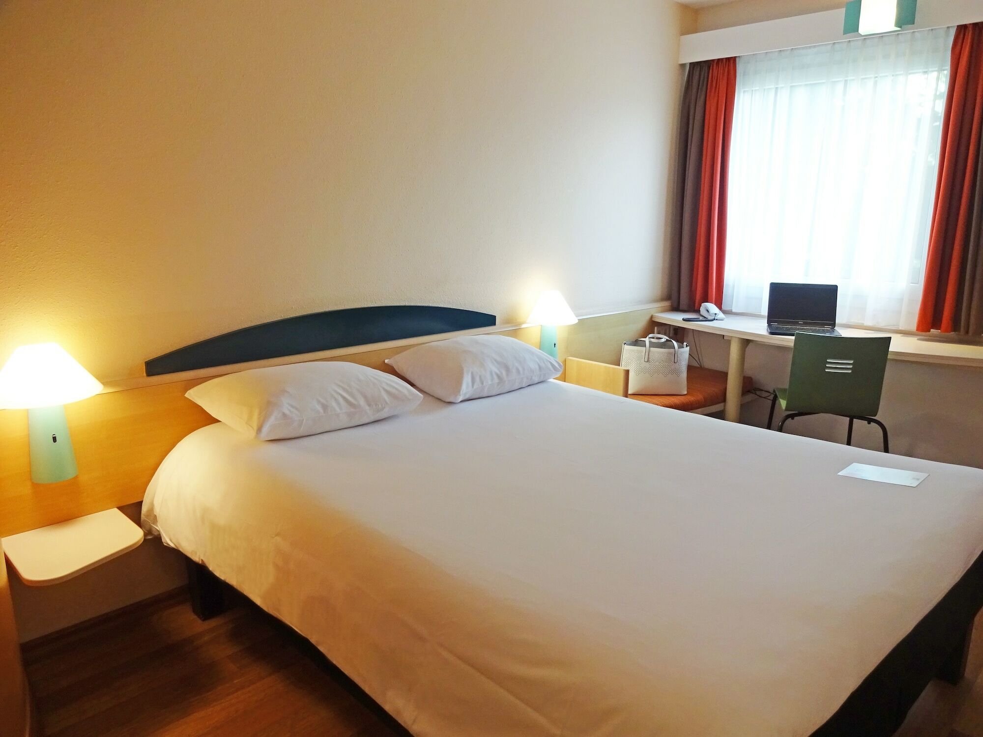 Hotel Ibis Koeln Frechen Exterior foto